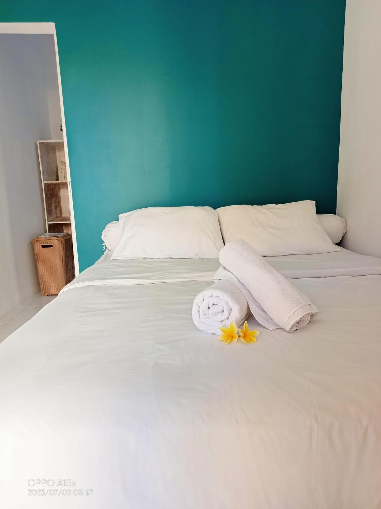Pondok Ayu Homestay Canggu Екстериор снимка